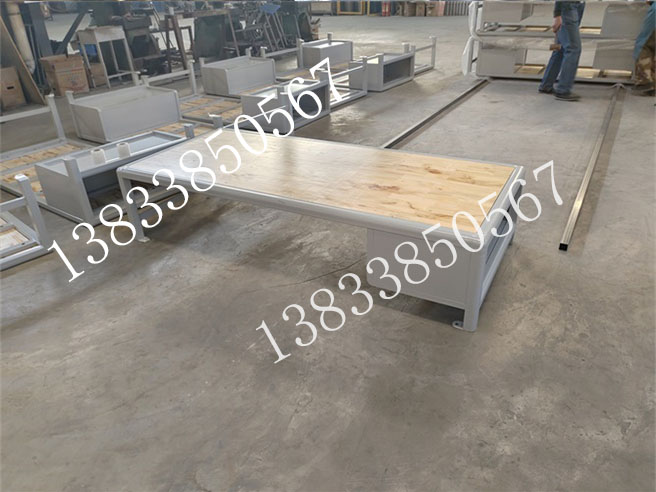 张家口监狱床具